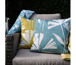Fusion - Alma Outdoor - Outdoor Filled Cushion - 43 x 43cm in Teal/Ochre