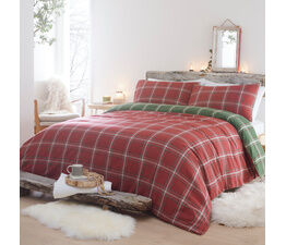 Appletree Hygge Aviemore Check Duvet Cover Set - Red/Green