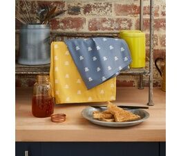 Ulster Weavers - Stand Alone Tea Towel - Daisy Bees