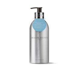 Molton Brown - Infinite Bottle Coastal Cypress &amp; Sea Fennel Bath &amp; Shower Gel 400ml