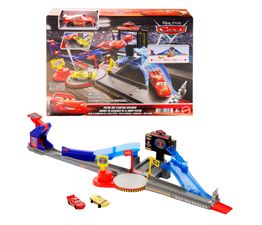 Disney &amp; Pixar Cars - Piston Cup Stunting Speedway Playset