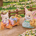 Sylvanian Families - Sunny Picnic Set Fennec Fox Sister & Baby  - 5698 additional 3