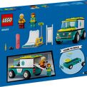 LEGO City Great Vehicles - Emergency Ambulance & Snowboarder additional 3