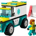 LEGO City Great Vehicles - Emergency Ambulance & Snowboarder additional 2