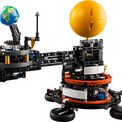 LEGO Technic - Planet Earth & Moon in Orbit additional 3