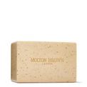 Molton Brown - Re-Charge Black Pepper Bodyscrub Bar 250g additional 1