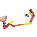 Hot Wheels - Monster Trucks 164 Snake Slam Takedown Toy Car Playset additional 3