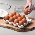 WM. Bartleet - 12 Cup Egg Dish additional 3