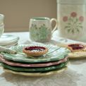 William Morris - Kitchen Garden Set of 4 Cake Plates additional 9
