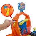 Hot Wheels - City Mega Loop Car Wash Playset additional 5