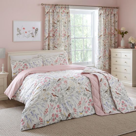 Dreams &amp; Drapes Design Caraway Reversible Duvet Cover Set - Pink