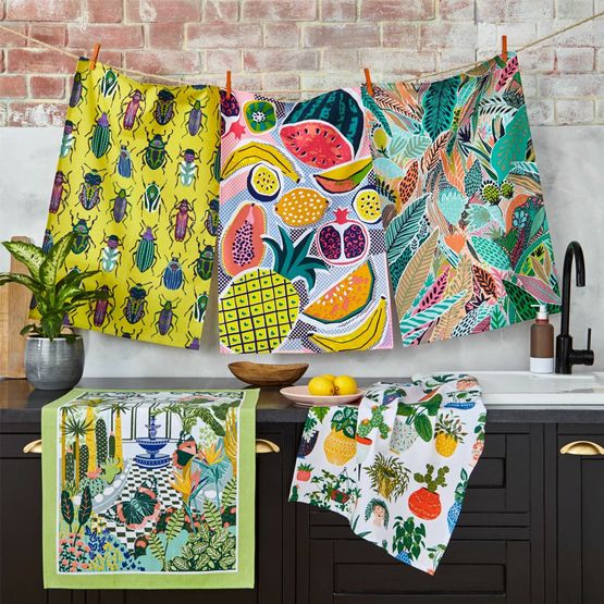 Ulster Weavers - Stand Alone Tea Towel - Pot Plants