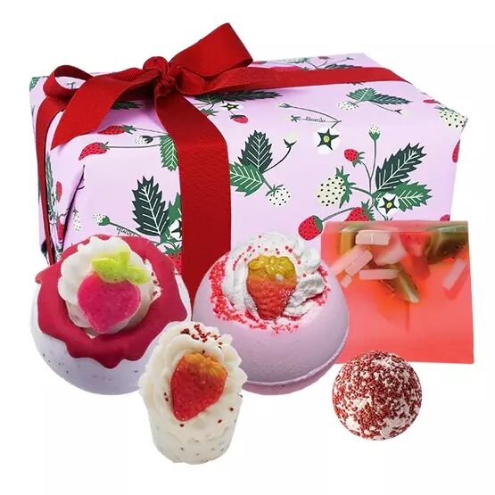 Bomb Cosmetics - Strawberry Feels Forever Gift Pack