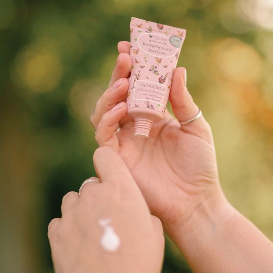Wrendale Designs - Mini Hand Cream Hedgerow