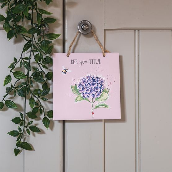 Wrendale Designs - Bee Hydrangea Wooden Plaque