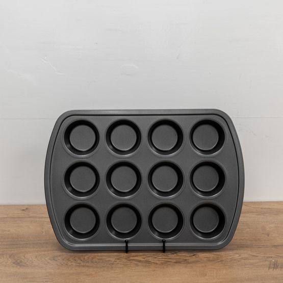 Simply Home - 0.6mm 12 Cup Muffin Tin