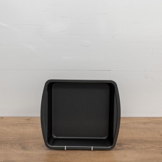 Simply Home - 0.6mm Square Cake Tin