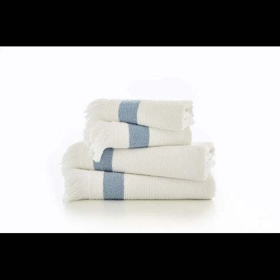 The Lyndon Company - Oakwood Ridge Textured Towel Blue