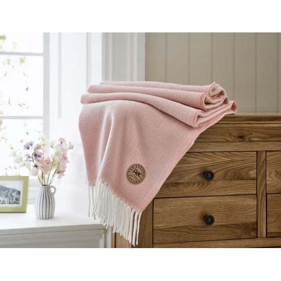 The Lyndon Company - Arcadia Throw Rose