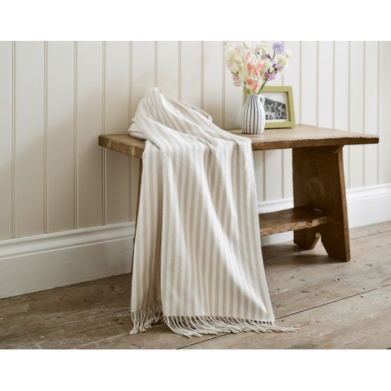 Lobster Creek - Salcombe Stripe Throw Latte