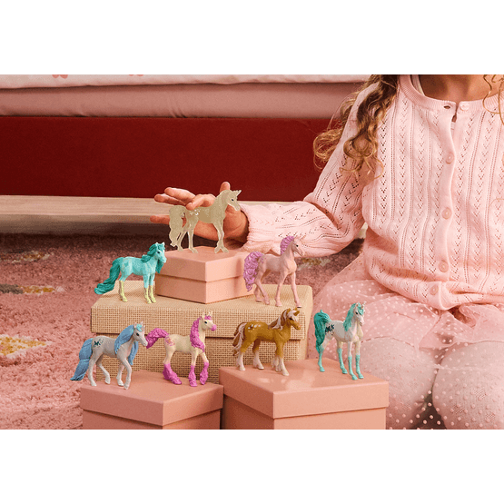 Schleich - Collectible Unicorns Series Assortment