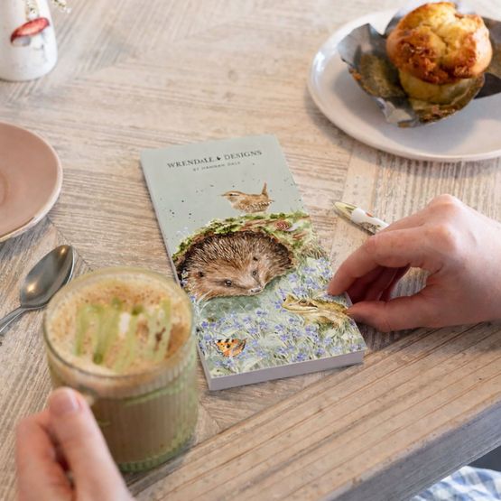 Wrendale Designs - The Wild Patch Hedgehog Shopping Pad